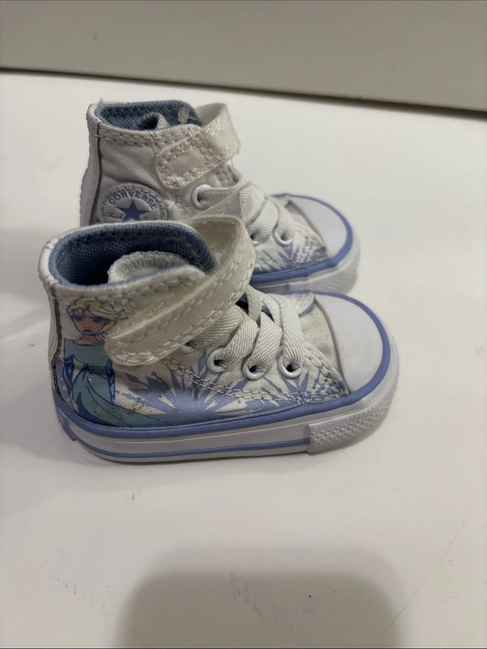 Converse Kids High-Top Sneakers in Light Blue and White with Floral Accent